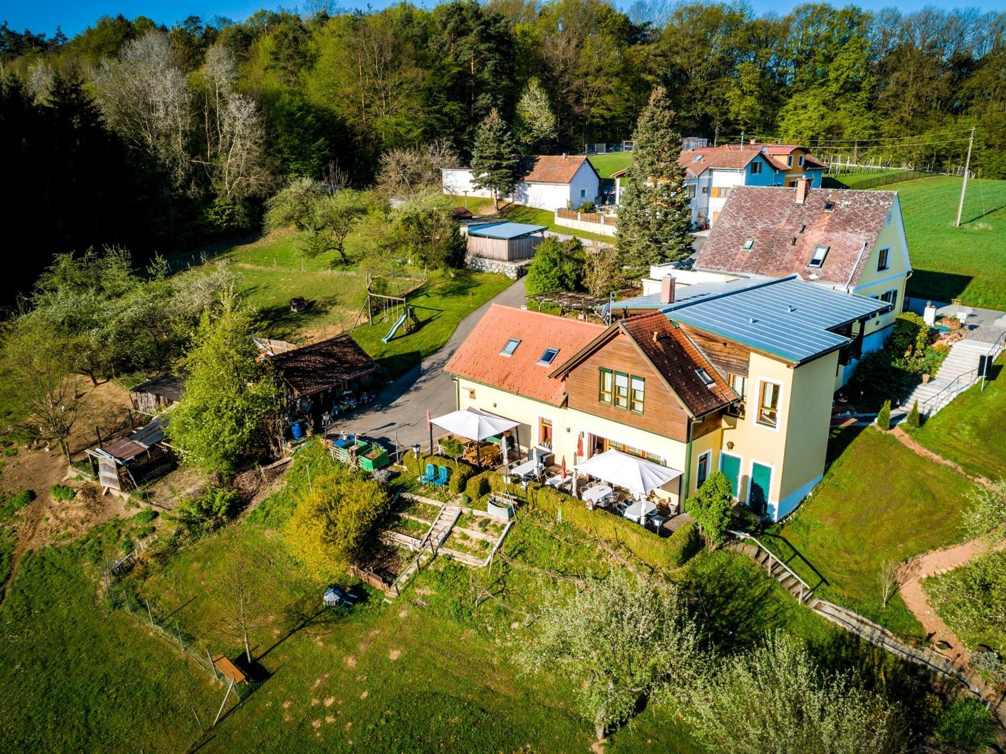 Ferienappartments Landhaus Fuehldichwohl Fehring Zewnętrze zdjęcie